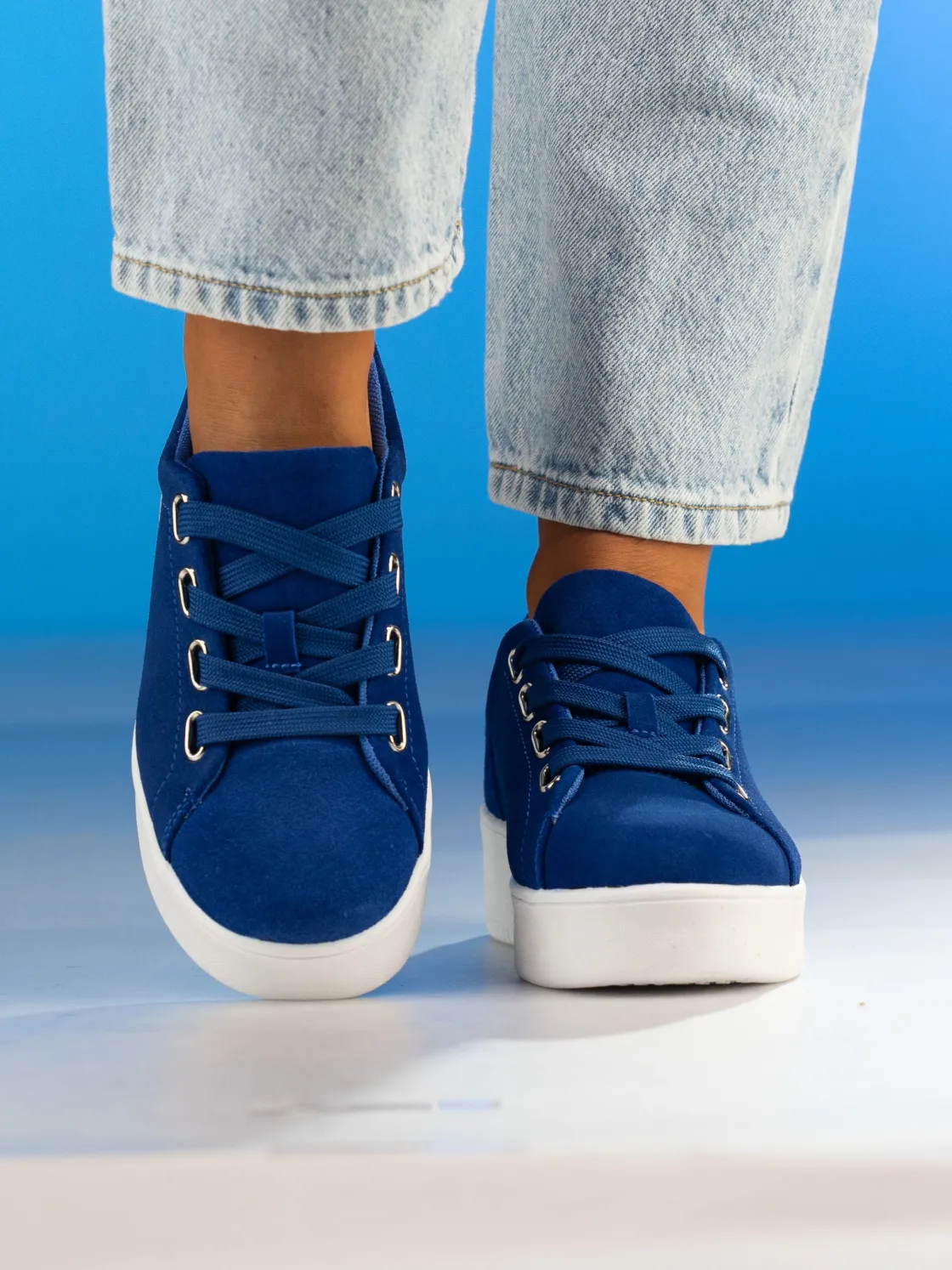 avanti_blue_suede_1.webp Roberto Rosso Sneakers>Avanti Blue Suede
