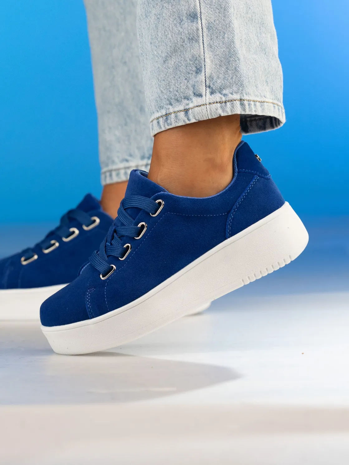 avanti_blue_suede_2.webp Roberto Rosso Sneakers>Avanti Blue Suede