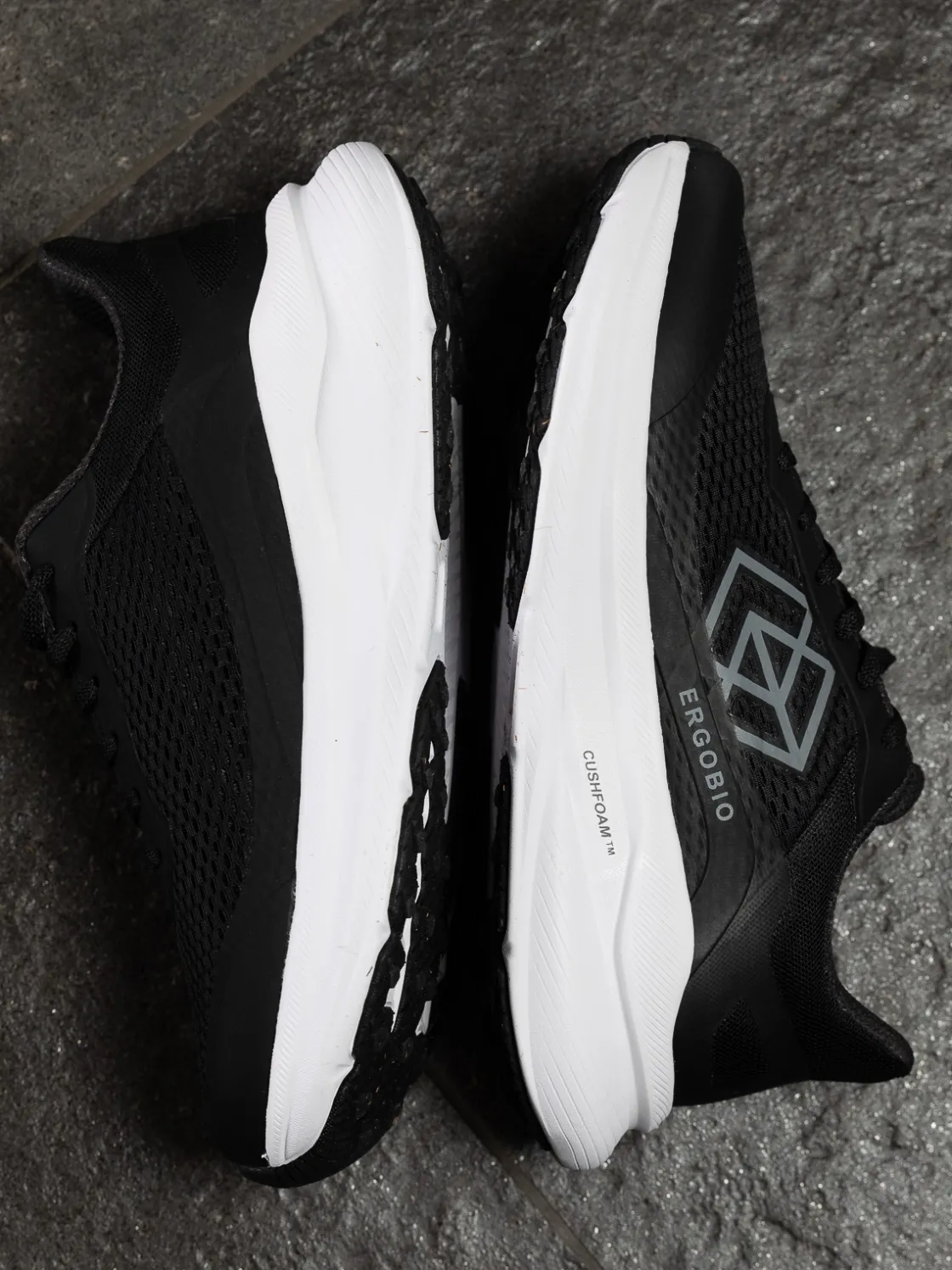 ergobio__ergoroller__m_bl_2.webp Ergobio Sneakers>– Ergoroller 2.0 M Black