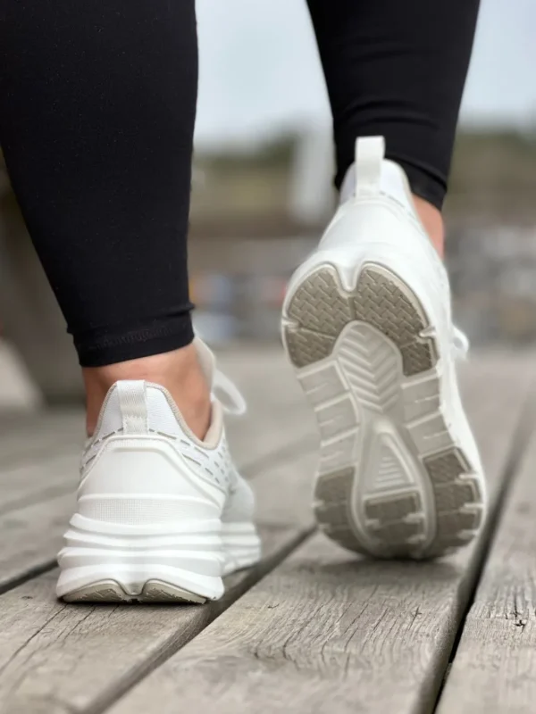 Ergobio Sneakers>– Plyr Lady White