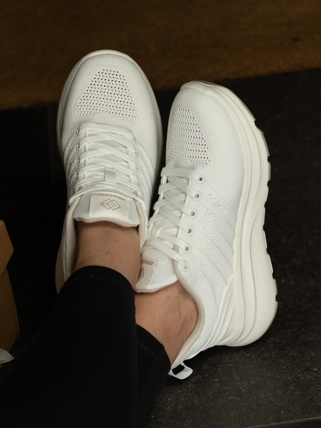 ergobio__quest_white_1.webp Ergobio Sneakers>– Quest White