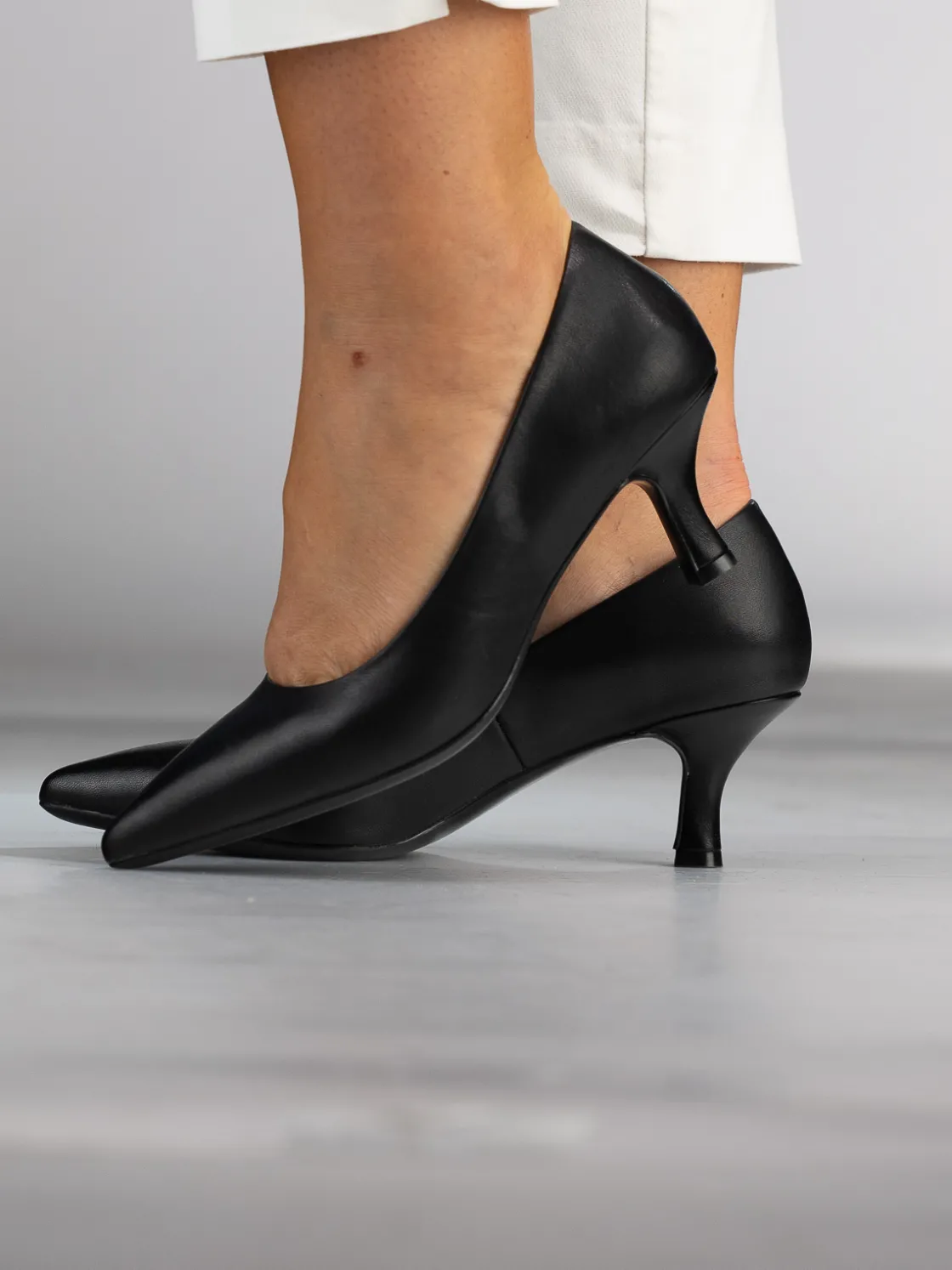falerone_classic_leather__5.webp Roberto Rosso Pensko>Falerone Classic Leather Black Pumps