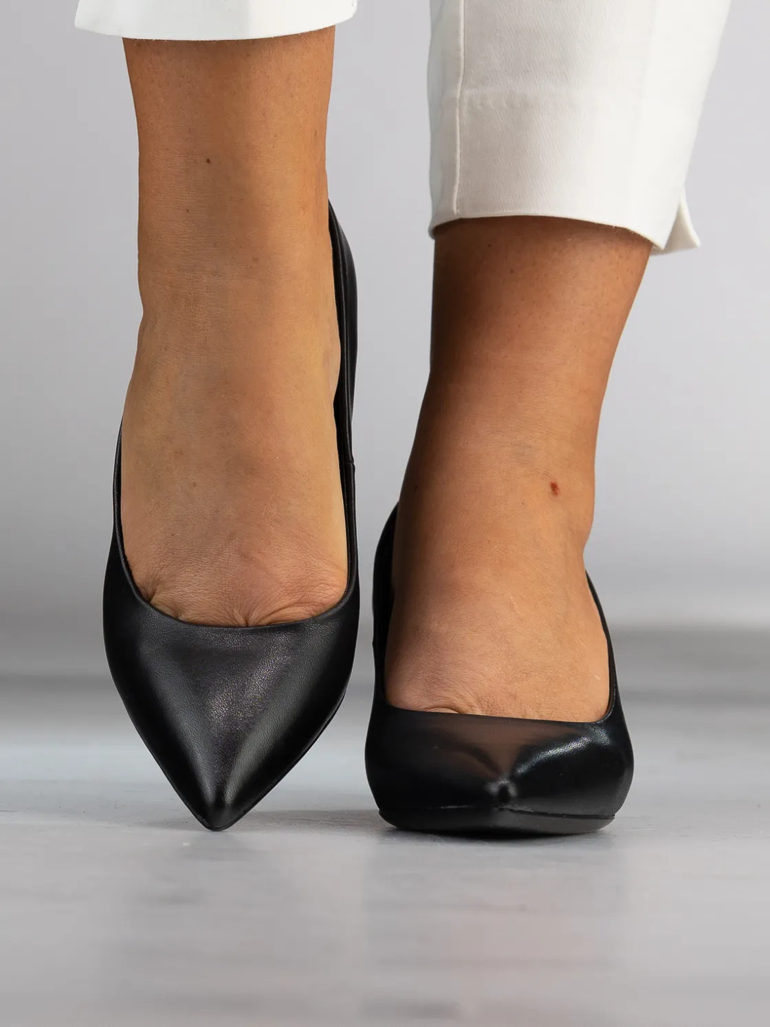 falerone_classic_leather__7.webp Roberto Rosso Pensko>Falerone Classic Leather Black Pumps