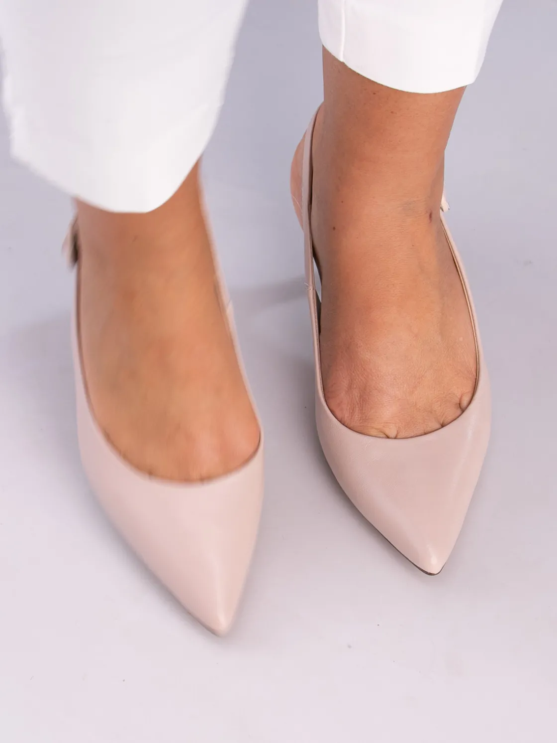 falerone_slingback_heel_n_2.webp Roberto Rosso Pensko>Falerone Slingback Heel Nude