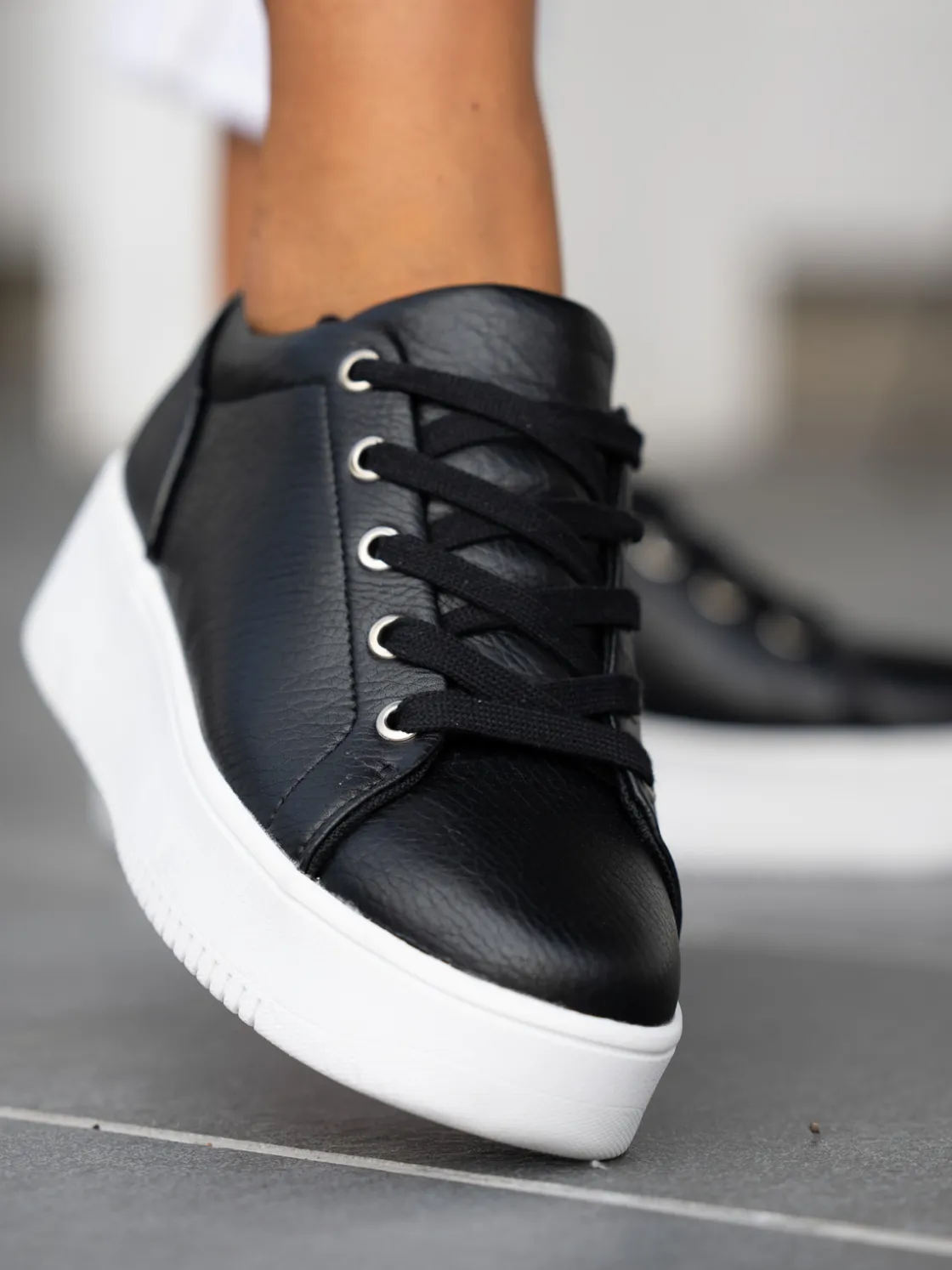 gorbio_w_black_2.webp Roberto Rosso Sneakers>Gorbio W Black