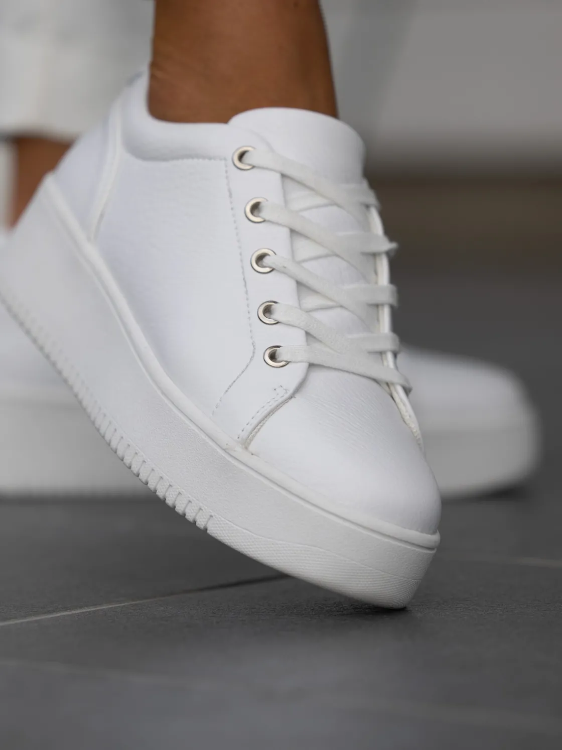gorbio_white_0.webp Roberto Rosso Sneakers>Gorbio White
