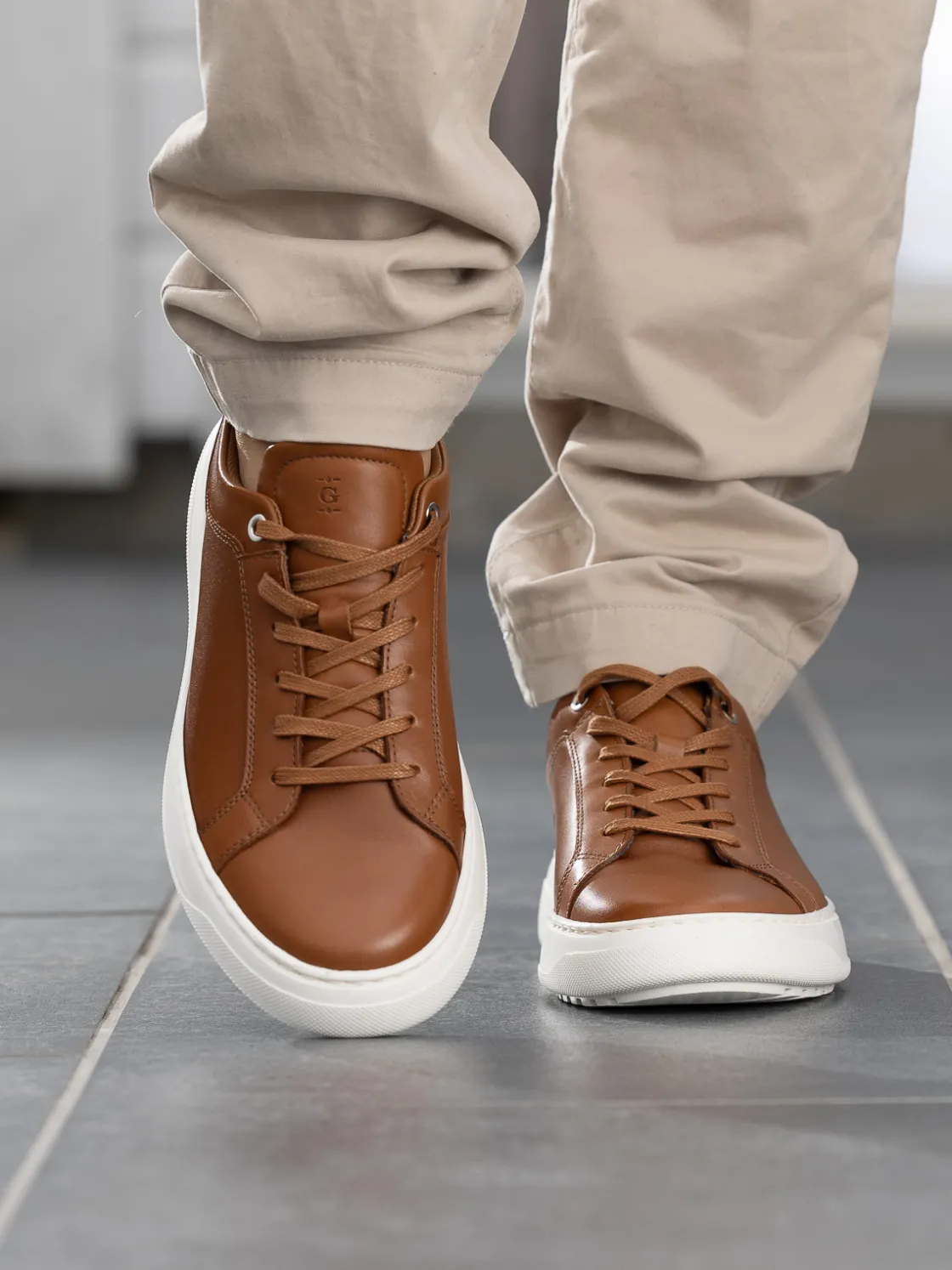 gregers__avenue_light_lea_3-1.webp Gregers Sneakers>– Avenue Light Leather Cognac
