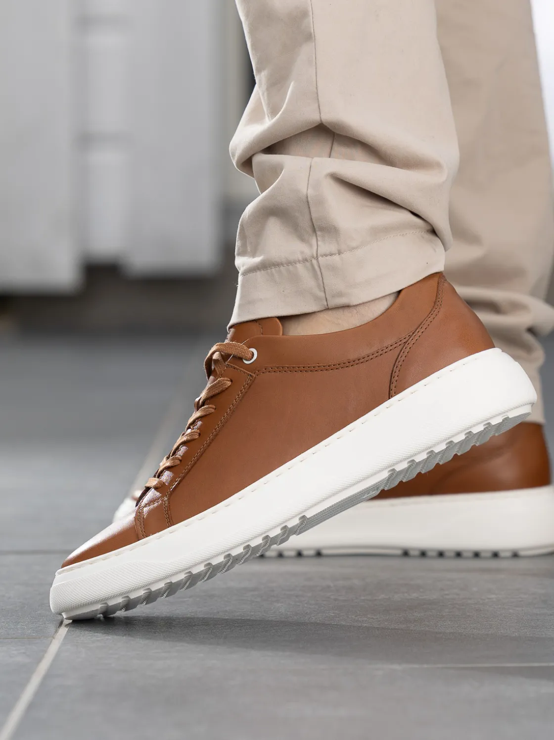 gregers__avenue_light_lea_4-1.webp Gregers Sneakers>– Avenue Light Leather Cognac