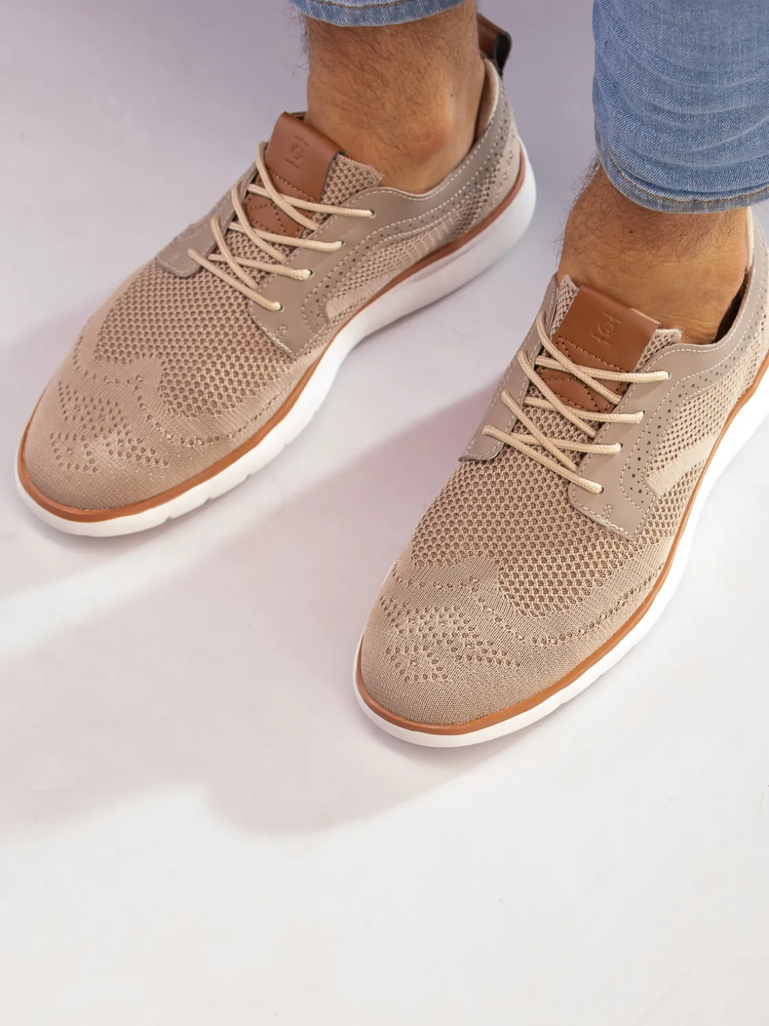 gregers__formatop_taupe_0.webp Gregers Sneakers>– Formatop Taupe