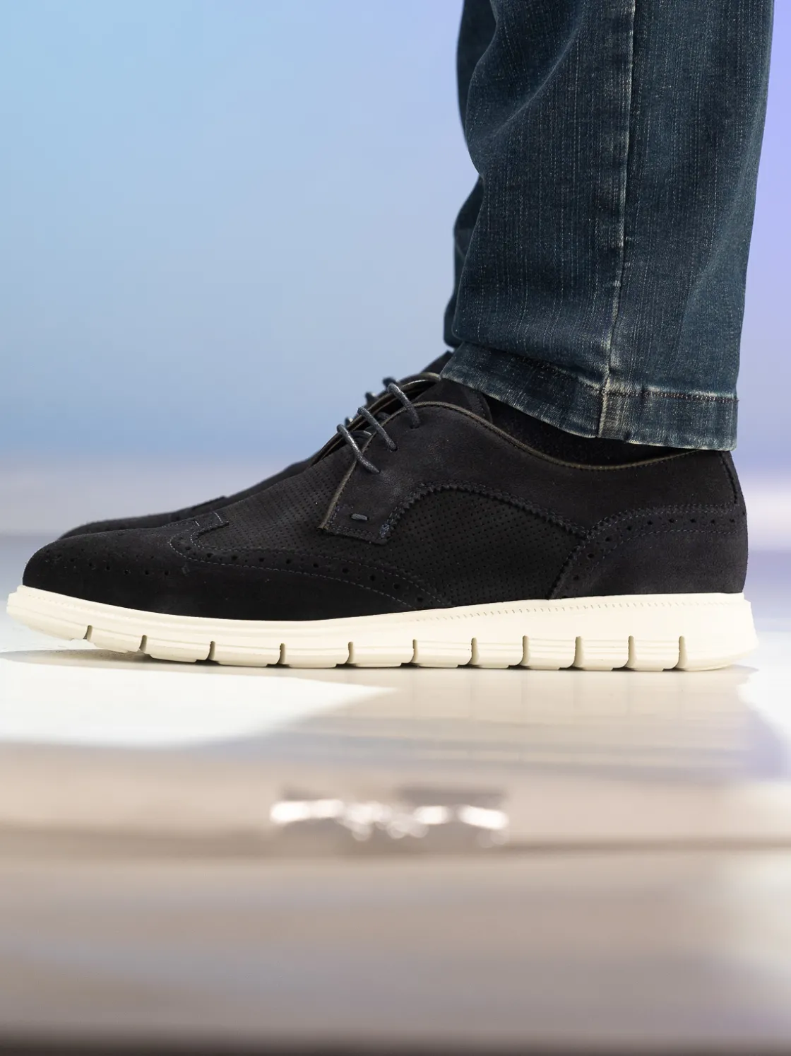 gregers__sport_brogue_nub_3.webp Gregers Pensko>– Sport Brogue Nubuk