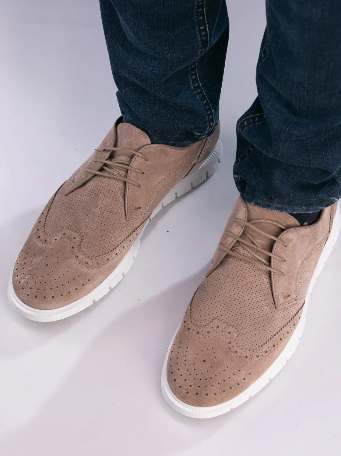 gregers__sport_brogue_sue_0-1.webp Gregers Pensko>– Sport Brogue Suede Light Brown