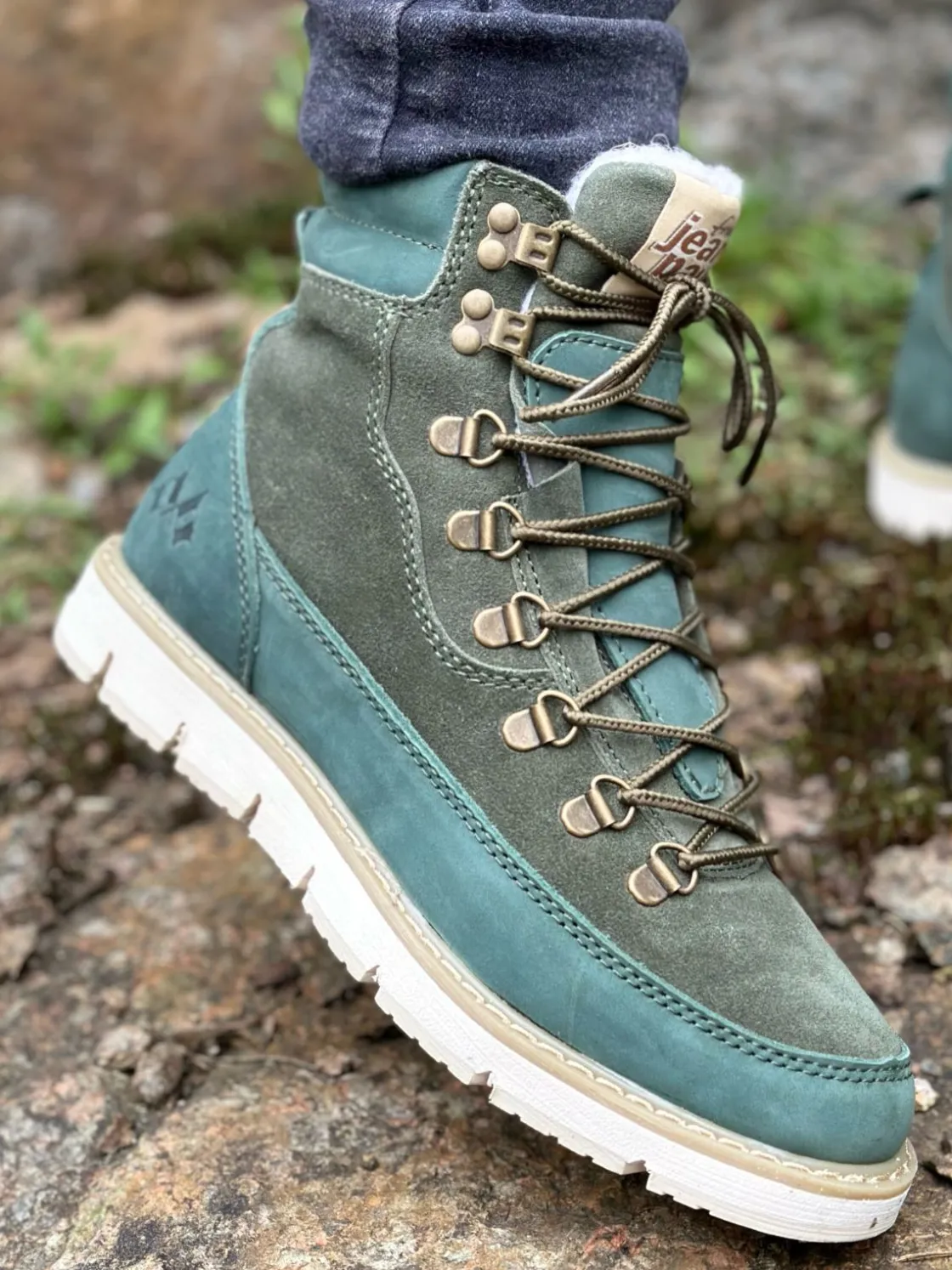 jean_paul__col_agnel_leat_0.webp Jean Paul Vintersko>– Col Agnel Leather Green