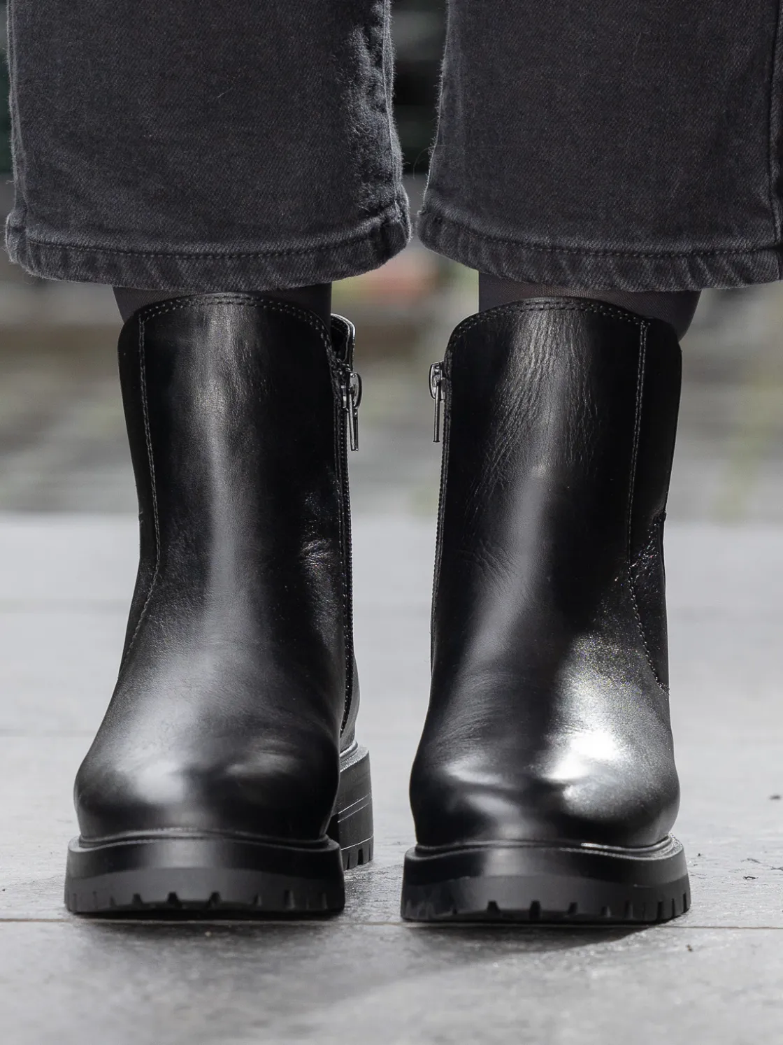 jean_paul__cosson_leather_7.webp Jean Paul Skoletter Og Boots>– Cosson Leather Black