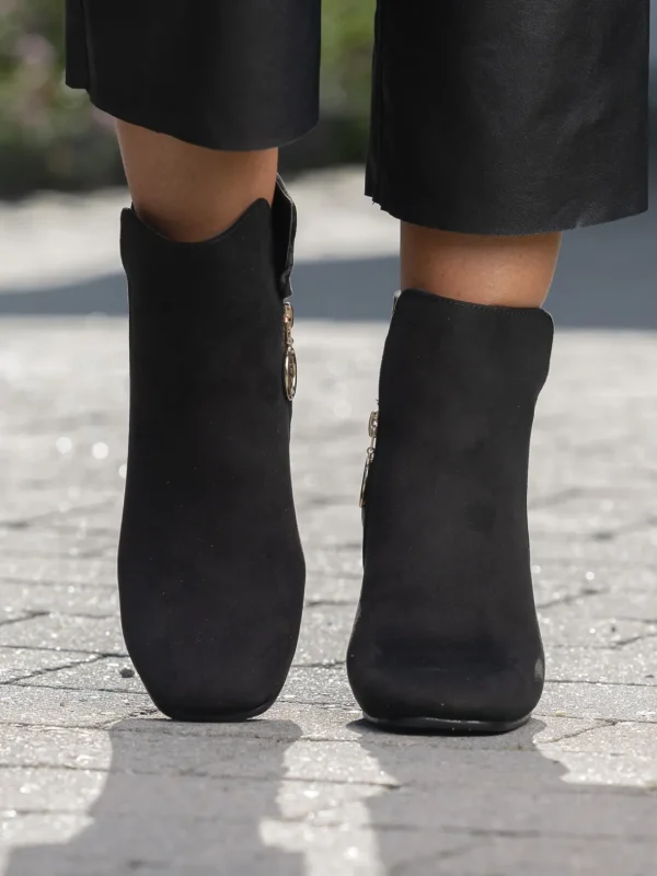 Jean Paul Skoletter Og Boots>– Henriette
