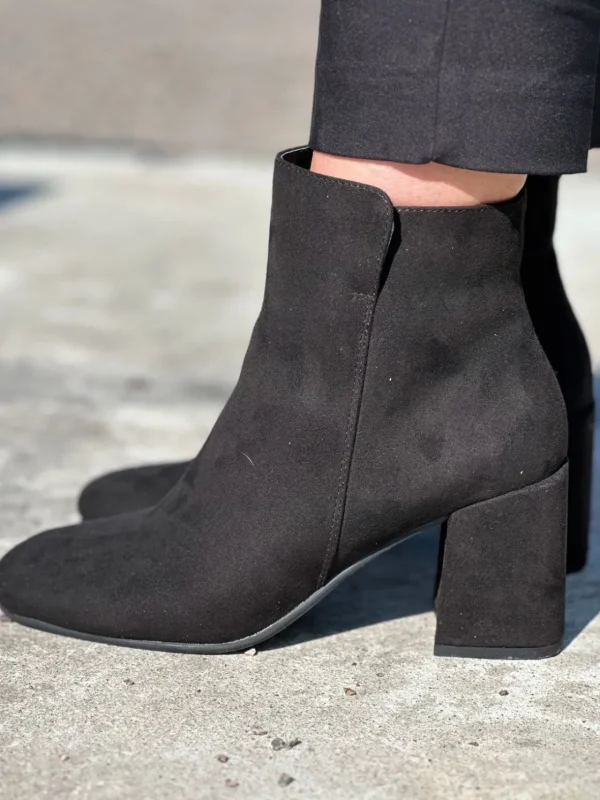 Jean Paul Skoletter Og Boots>– Henriette