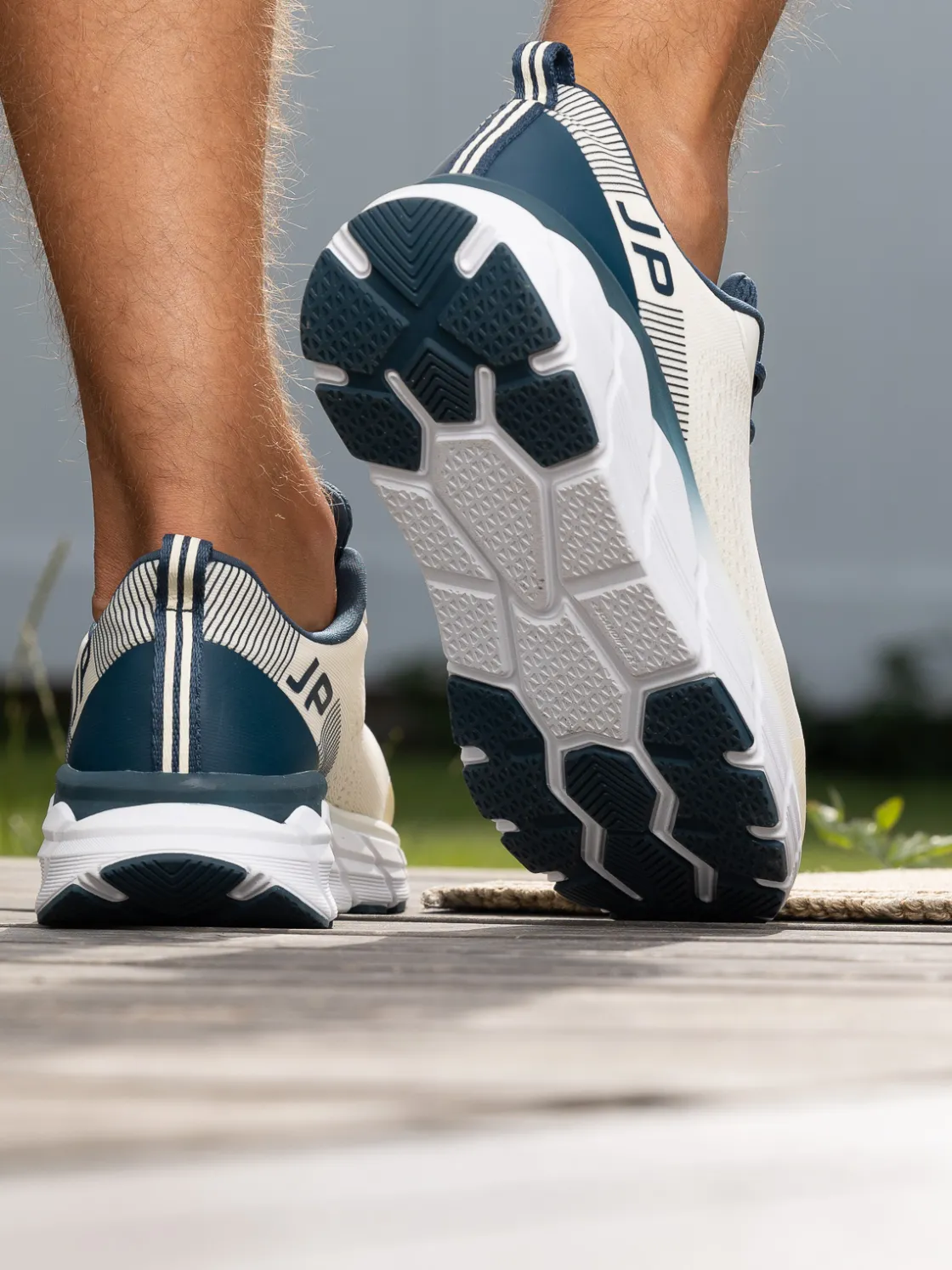 jean_paul__lyon_navy_mars_1.webp Jean Paul Sneakers>– Lyon Navy Marshmallow