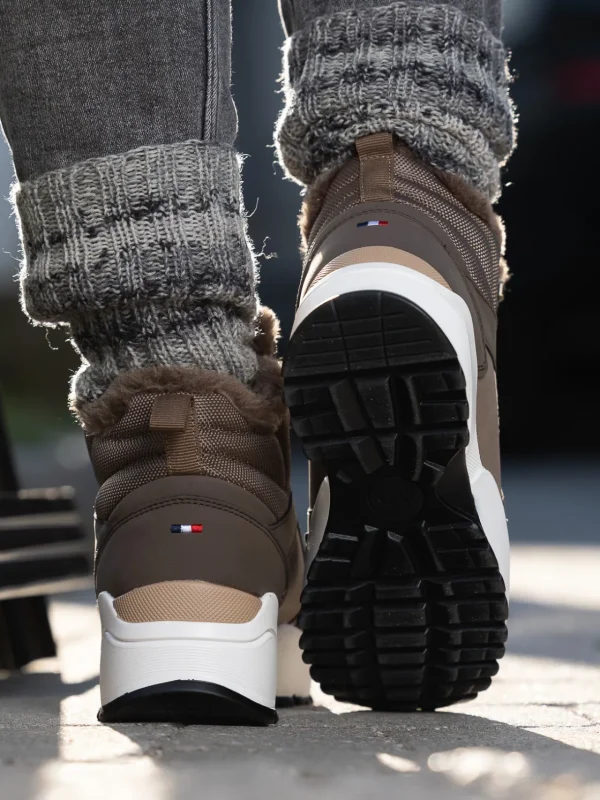 Jean Paul Vintersko>– Massif Brown