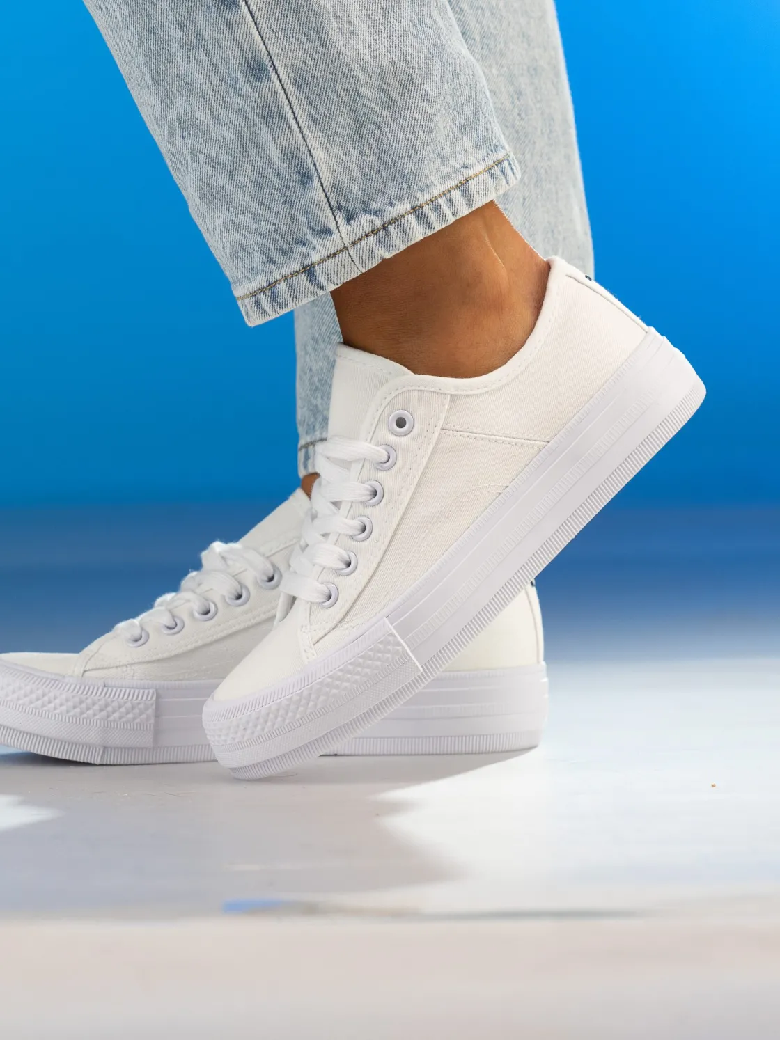 jean_paul__voie_bright_wh_0.webp Jean Paul Sneakers>– Voie Bright White