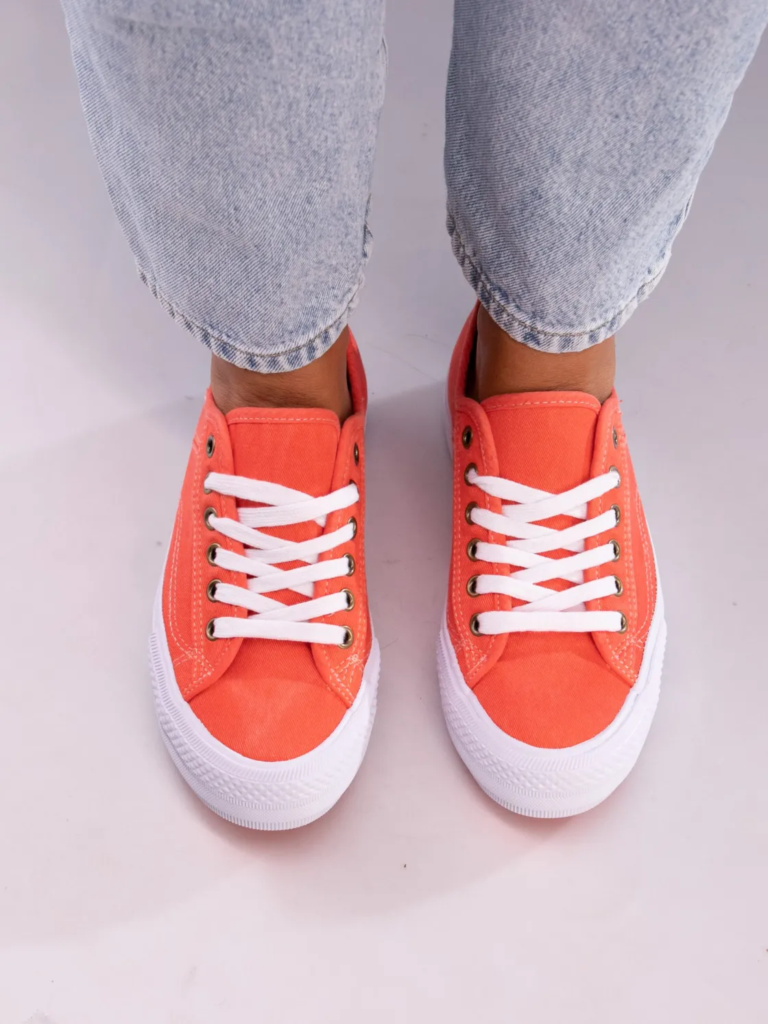 jean_paul__voie_mandarin__3.webp Jean Paul Sneakers>– Voie Mandarin Red