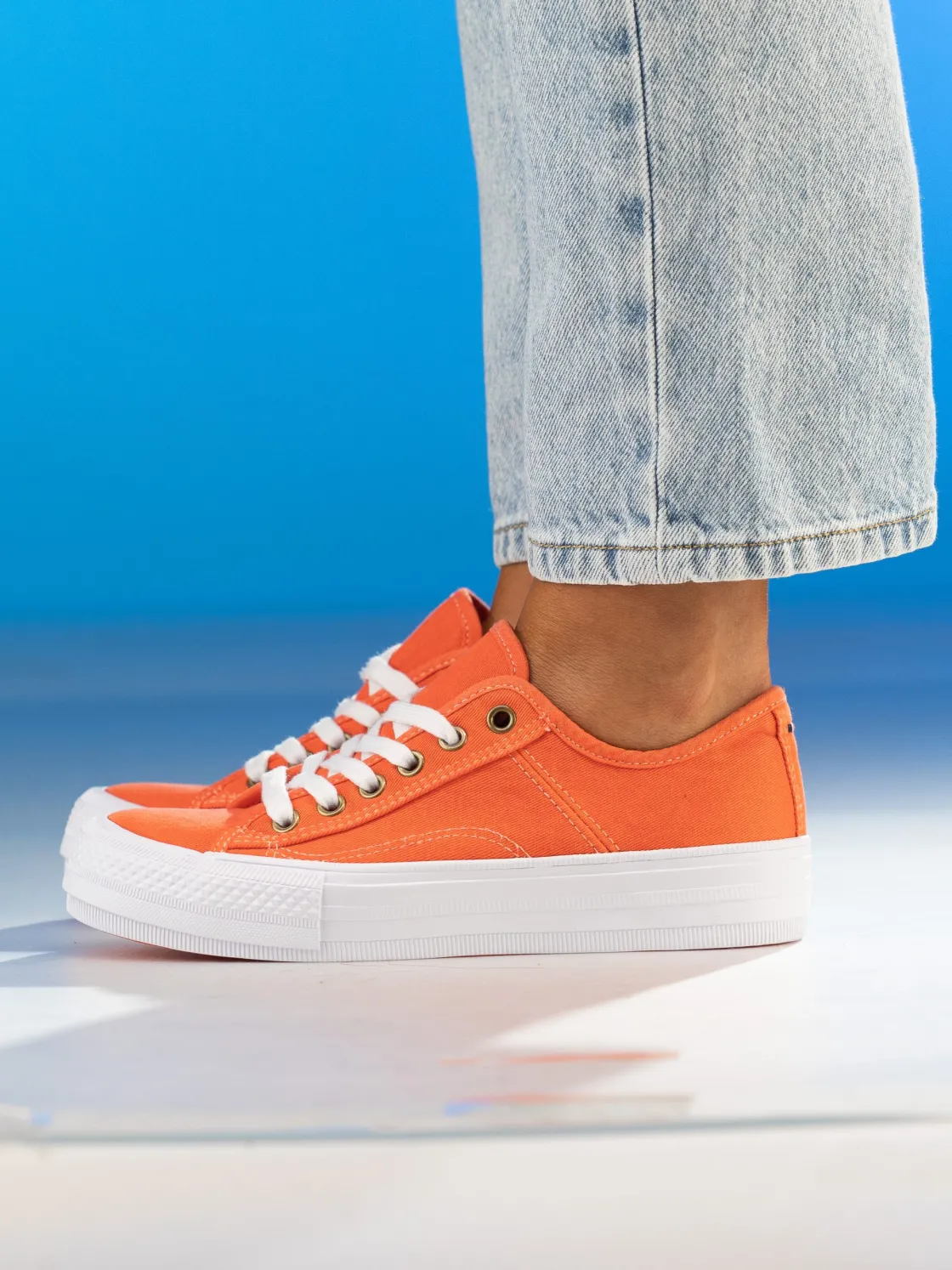 jean_paul__voie_mandarin__7.webp Jean Paul Sneakers>– Voie Mandarin Red