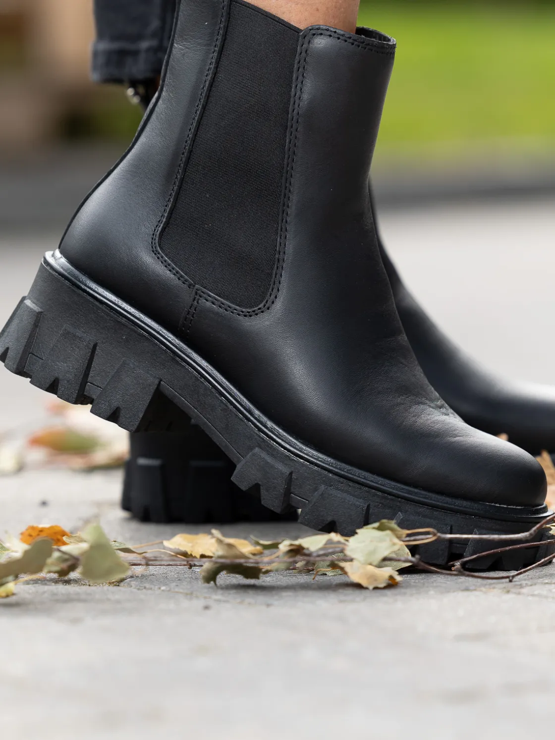 leather_combat_chelsea_3.webp Roberto Rosso Skoletter Og Boots>Leather Combat Chelsea