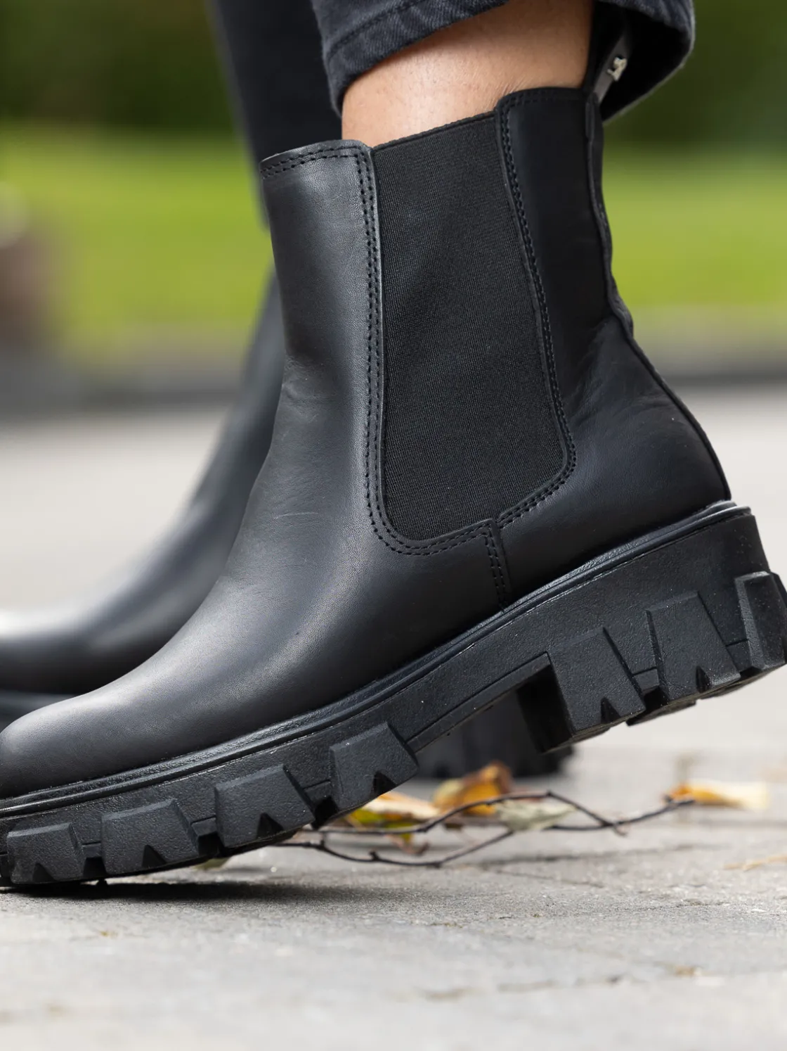 leather_combat_chelsea_4.webp Roberto Rosso Skoletter Og Boots>Leather Combat Chelsea