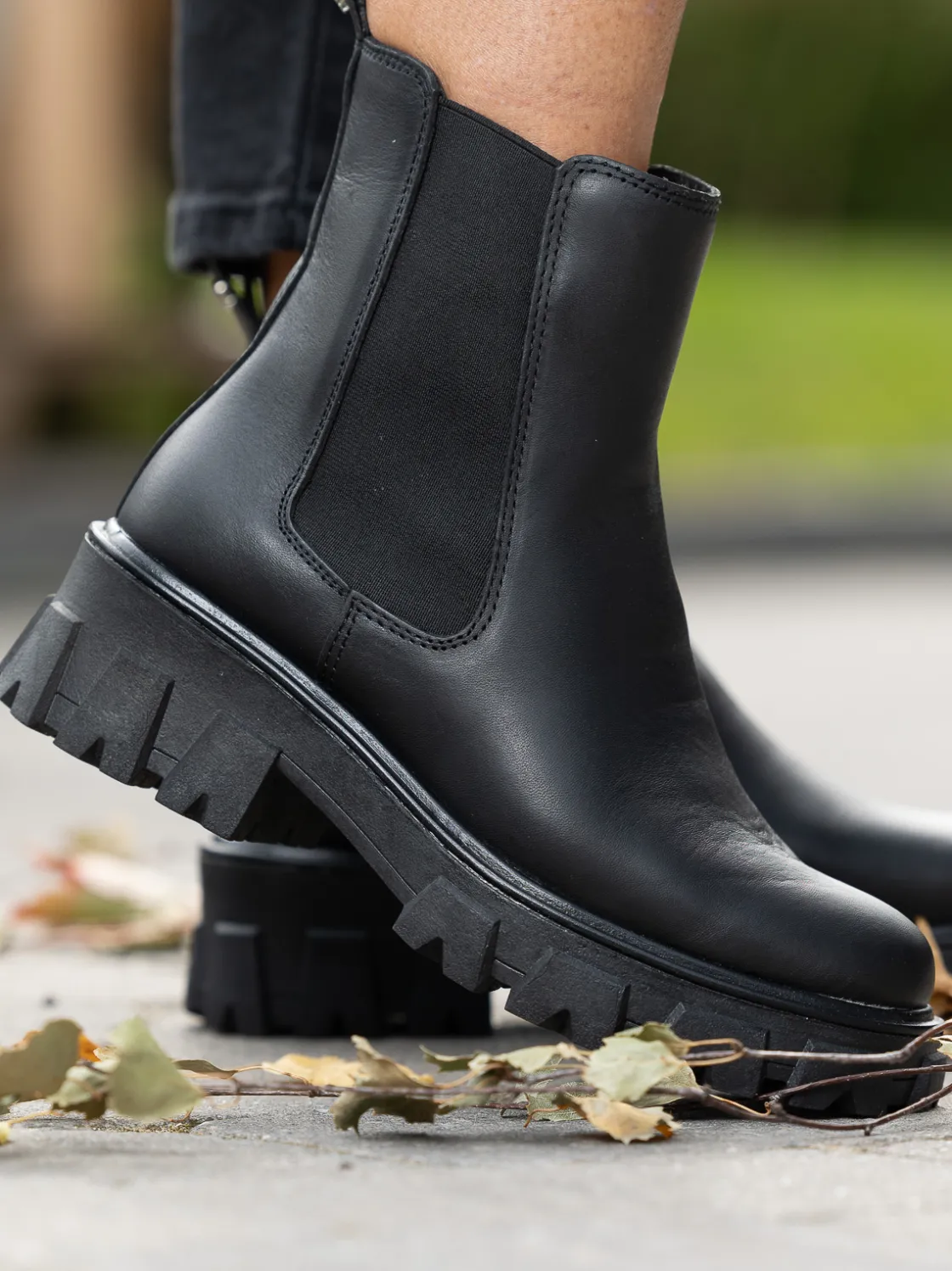 leather_combat_chelsea_wa_0.webp Roberto Rosso Skoletter Og Boots>Leather Combat Chelsea Warm