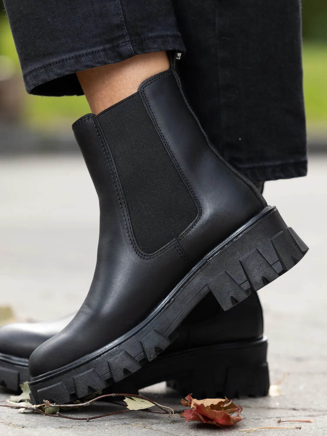 leather_combat_chelsea_wa_4.webp Roberto Rosso Skoletter Og Boots>Leather Combat Chelsea Warm