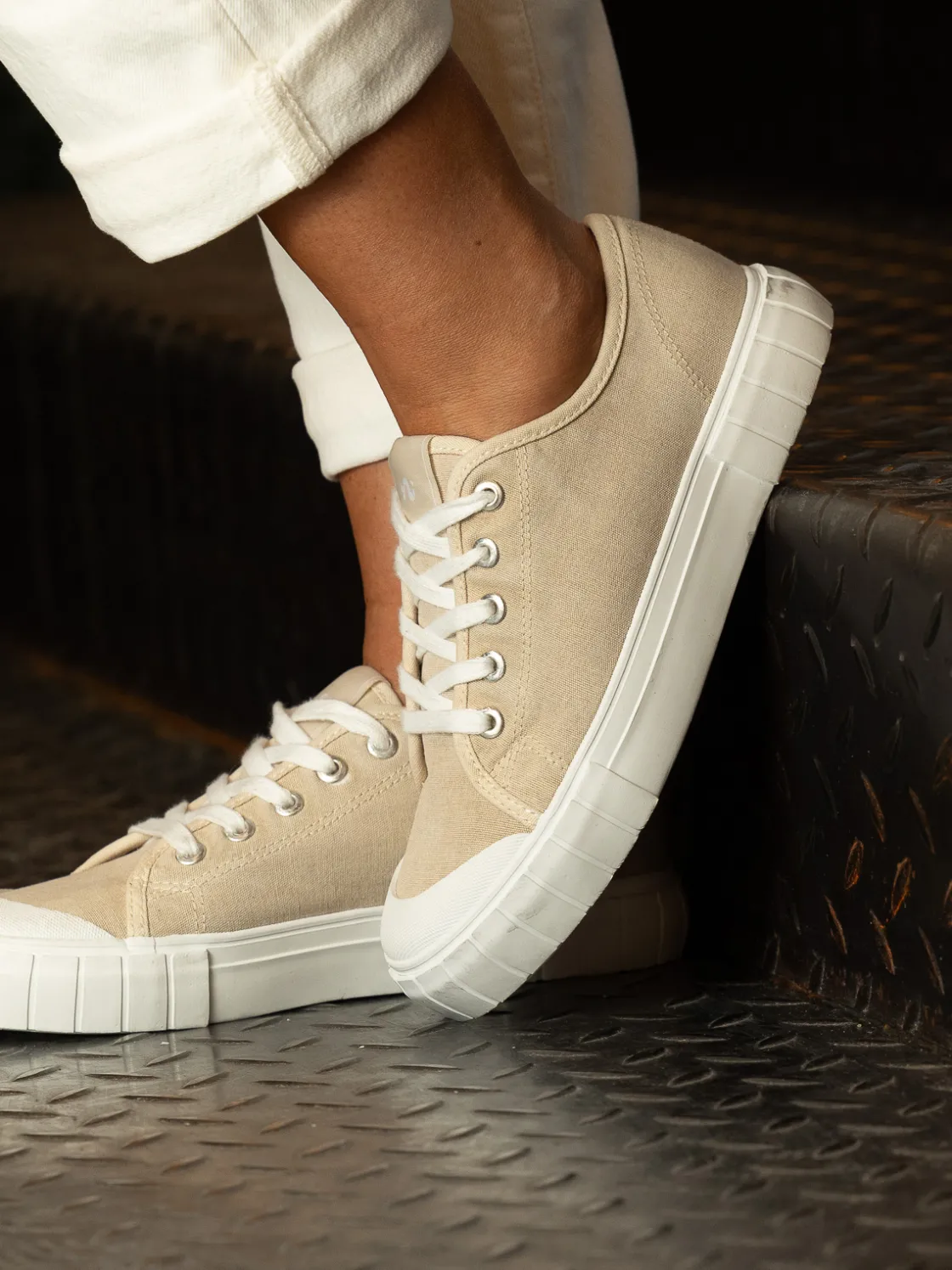 noodles__doobiecat_ii_bei_0.webp Noodles Sneakers>– Doobiecat II