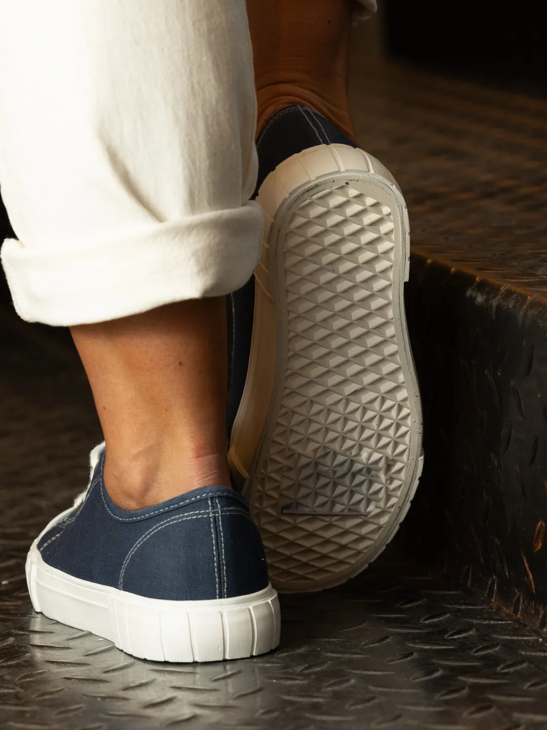 noodles__doobiecat_ii_nav_4.webp Noodles Sneakers>– Doobiecat II Navy