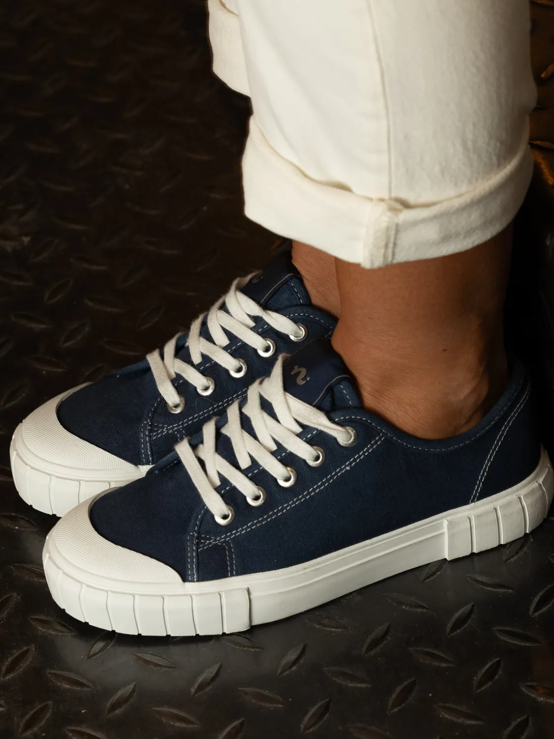 noodles__doobiecat_ii_nav_5.webp Noodles Sneakers>– Doobiecat II Navy