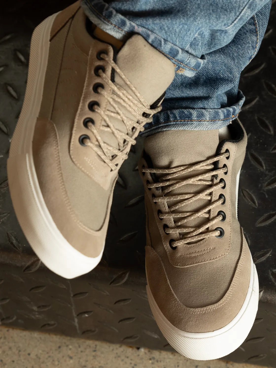 noodles__rigger_taupe_0.webp Noodles Sneakers>– Rigger Taupe