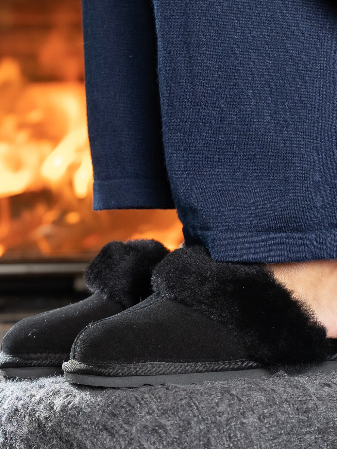sheepskin_slipper_black_3.webp Roberto Rosso Tøfler>Sheepskin Slipper Black