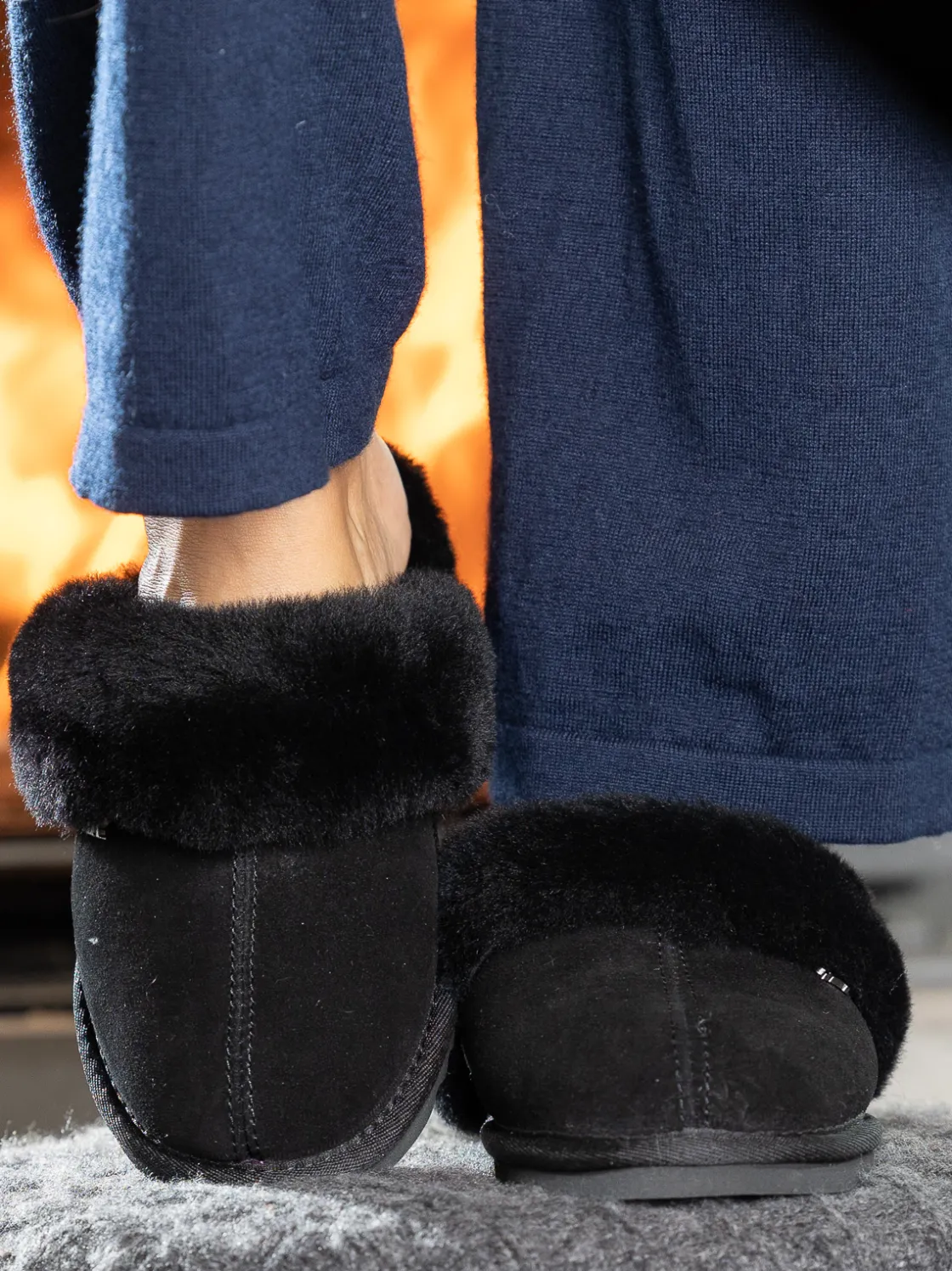 sheepskin_slipper_black_4.webp Roberto Rosso Tøfler>Sheepskin Slipper Black