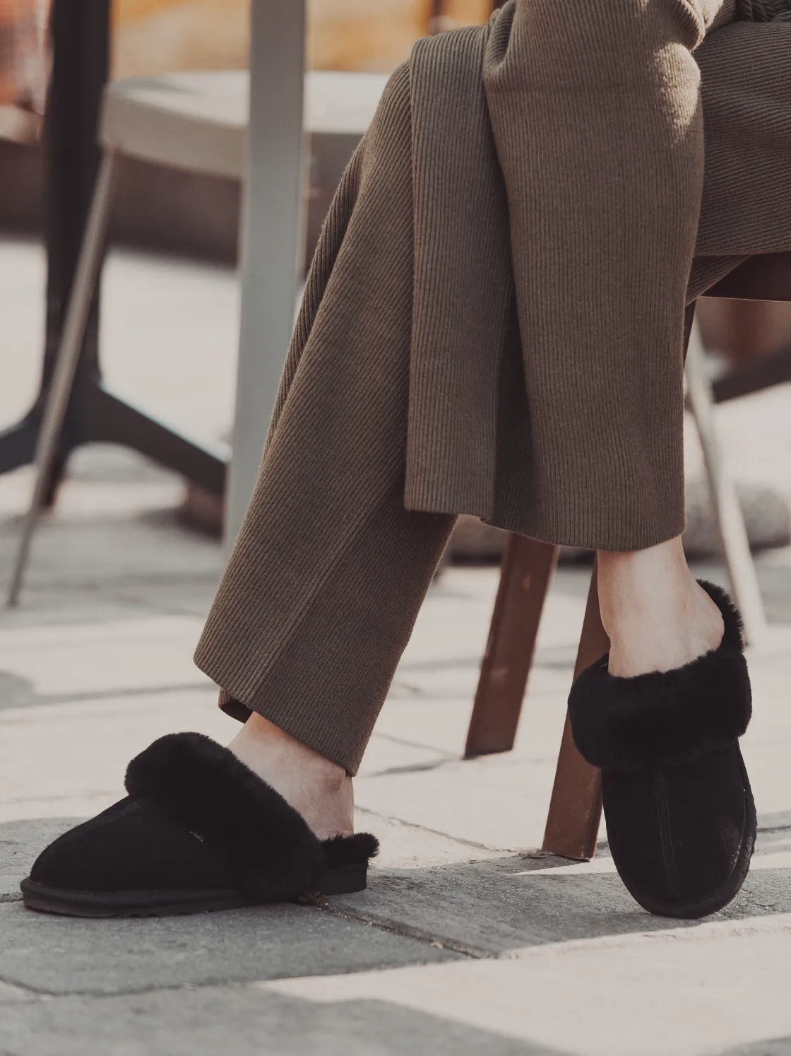 sheepskin_slipper_black_6.webp Roberto Rosso Tøfler>Sheepskin Slipper Black