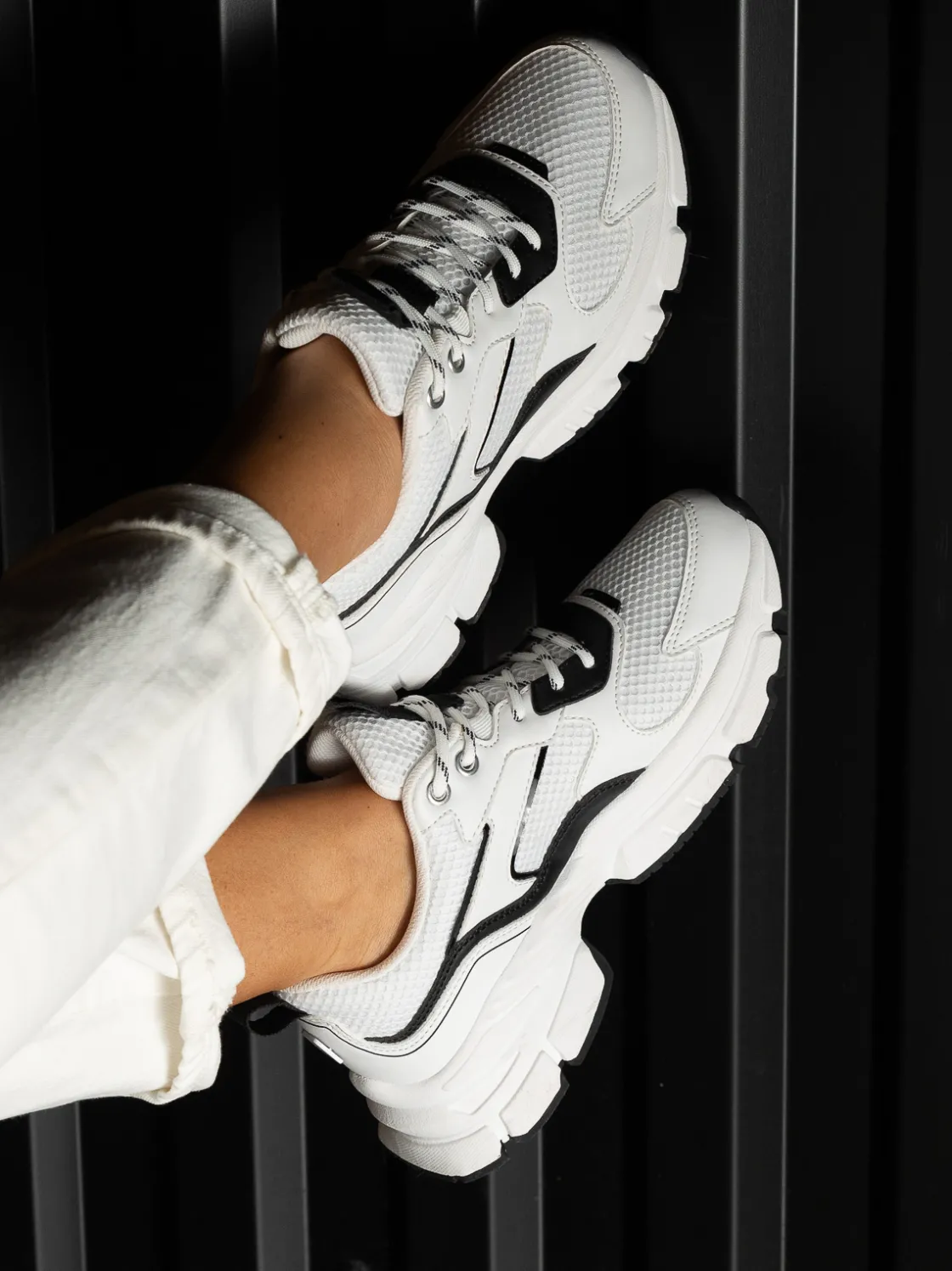 sportana_white_black_1.webp Roberto Rosso Sneakers>Sportana White Black