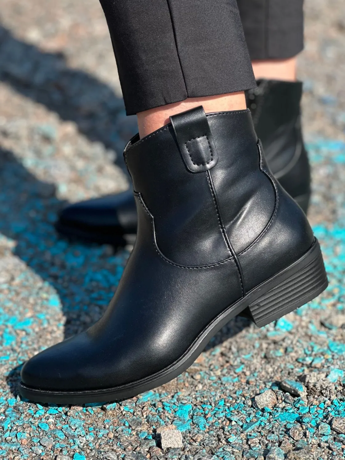susy_black_9.webp Roberto Rosso Skoletter Og Boots>Susy Black
