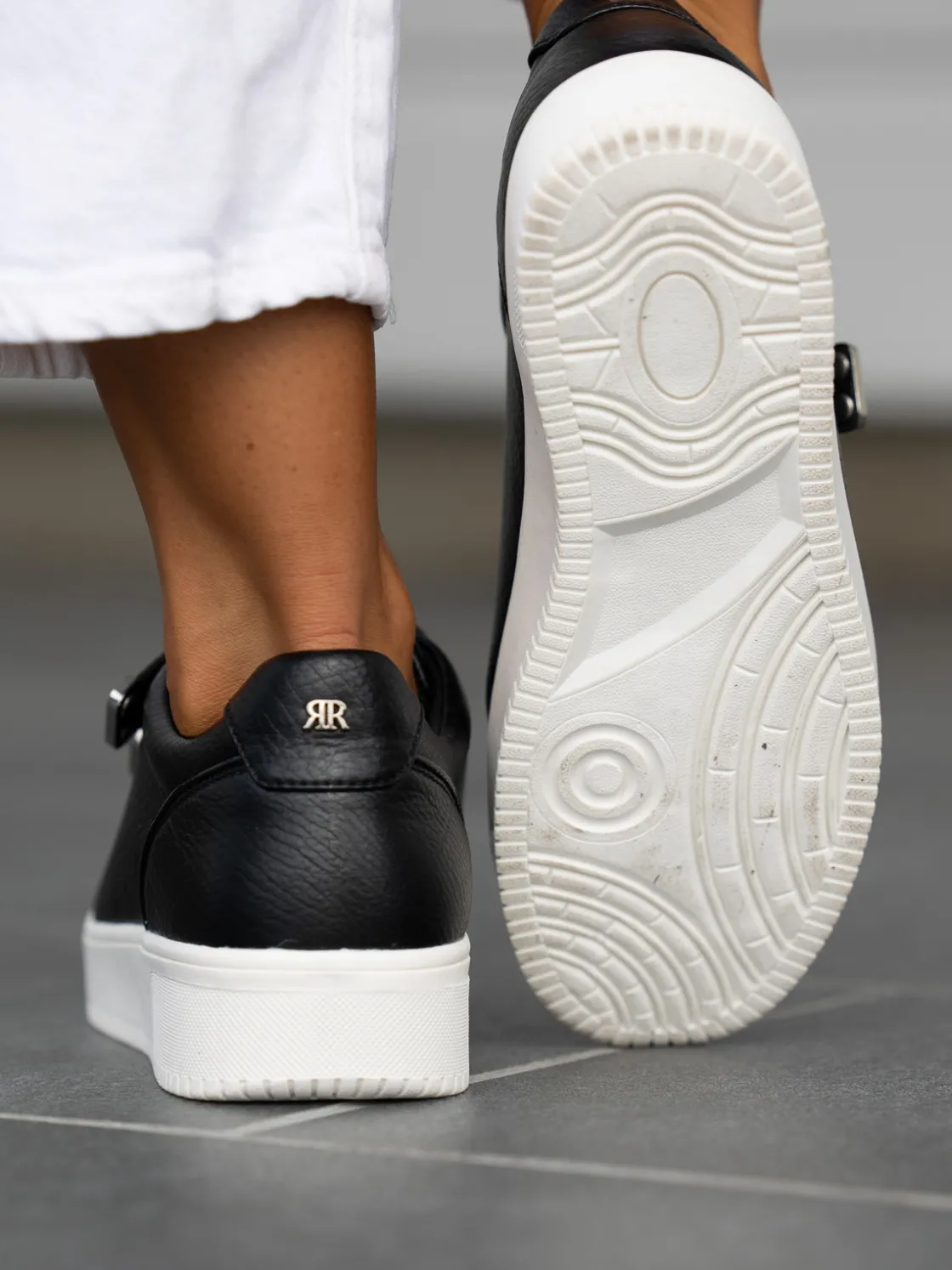 trilock_black_1.webp Roberto Rosso Sneakers>Trilock Black